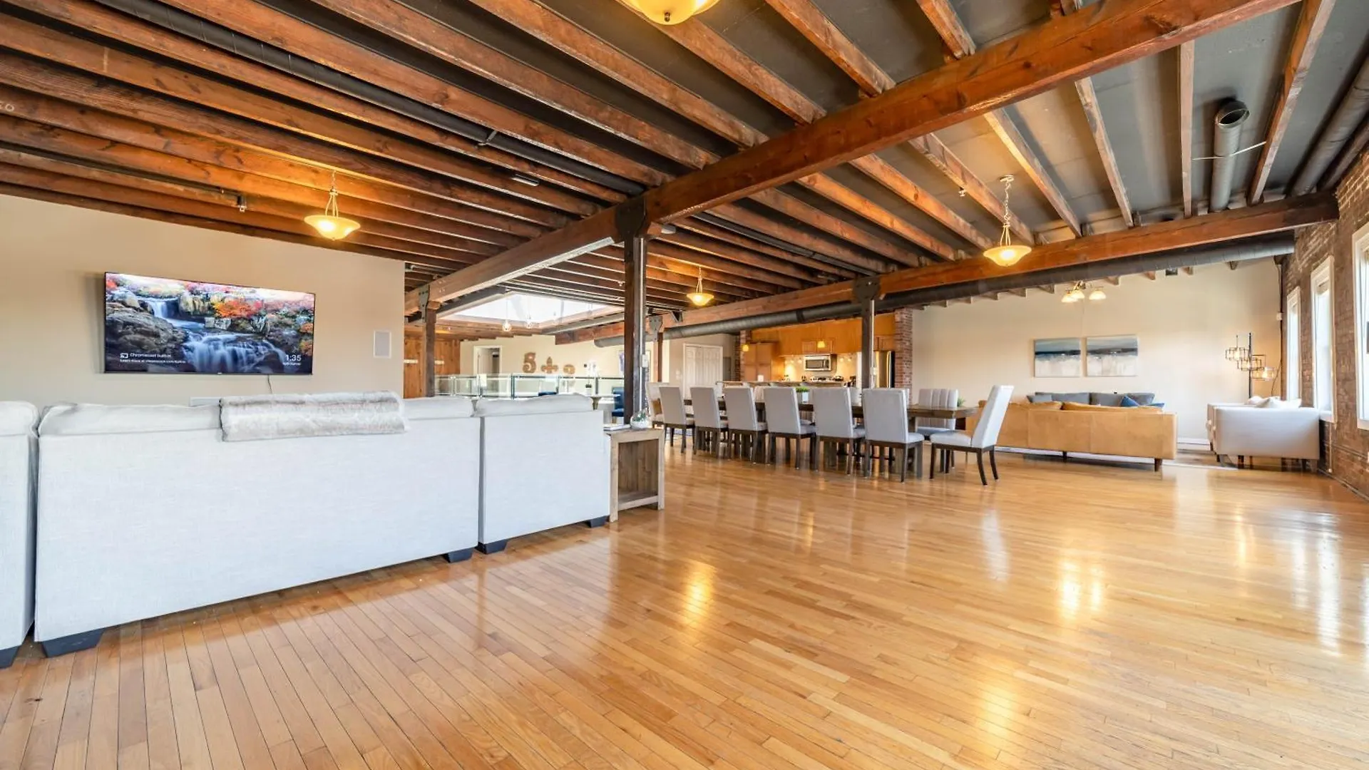 Дом отдыха Swepson Guesthouse King Sleep42 15Br 10Ba 22Beds Луисвилл